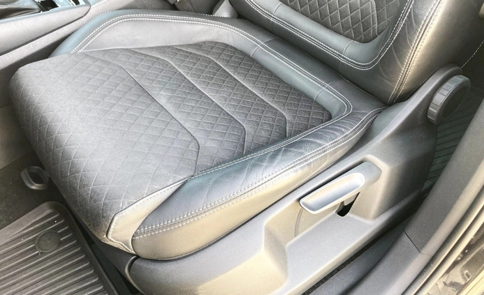 Skoda Kodiaq cena 129900 przebieg: 129593, rok produkcji 2019 z Płoty małe 436